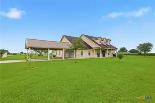 335 Co Rd 320, Edna, TX 77957 - Photo 38