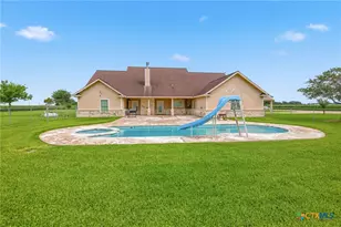 335 Co Rd 320, Edna, TX 77957 - Photo 28