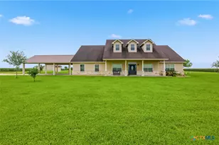 335 Co Rd 320, Edna, TX 77957 - Photo 1
