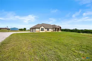 847 Twin Mountain Rd, Copperas Cove, TX 76522 - Photo 2
