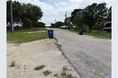 1252 High Hills Drive, Canyon Lake, TX 78133 - Photo 4