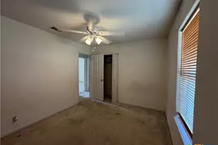 665 Fallen Oak Dr, Bertram, TX 78605 - Photo 6