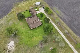 457 & 459 Buentello Rd, Victoria, TX 77905 - Photo 34