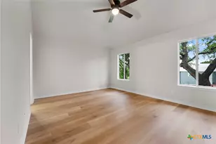 126 Hunter Ridge Rd, San Marcos, TX 78666 - Photo 20