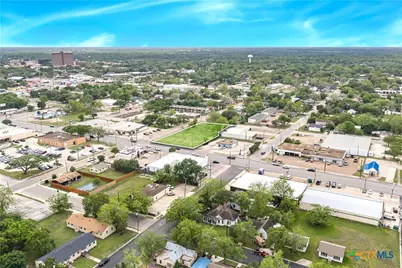 1601 N Navarro Street, Victoria, TX 77901 - Photo 4