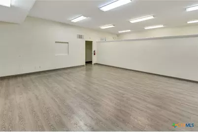 2112 N Navarro Street #A, Victoria, TX 77901 - Photo 12