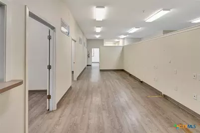 2112 N Navarro Street #A, Victoria, TX 77901 - Photo 26