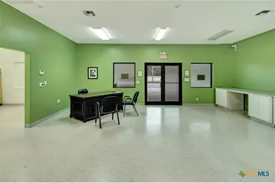 2112 N Navarro Street, Victoria, TX 77901 - Photo 4
