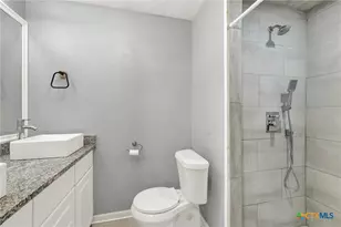 1006 Pecan St, Floresville, TX 78114 - Photo 20