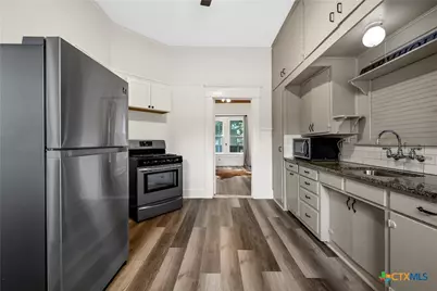 402 N Bordon Street, Lorena, TX 76655 - Photo 26