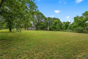 402 N Bordon St, Lorena, TX 76655 - Photo 32