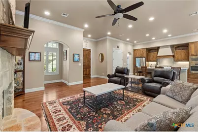 416 Williams Way, New Braunfels, TX 78130 - Photo 6
