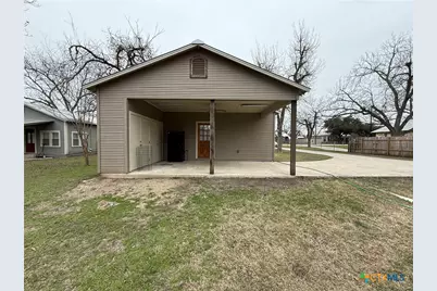 257 E Garza Street, New Braunfels, TX 78130 - Photo 24