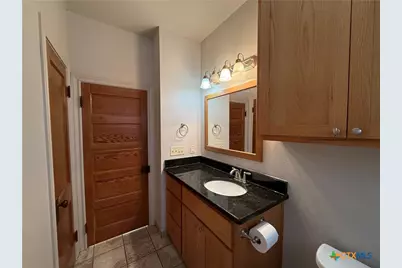 257 E Garza Street, New Braunfels, TX 78130 - Photo 20