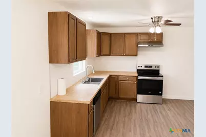 1405 S 39th Street, Temple, TX 76504 - Photo 10