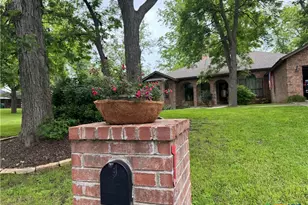 433 Las Brisas Blvd, Seguin, TX 78155 - Photo 42