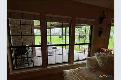433 Las Brisas Boulevard, Seguin, TX 78155 - Photo 10