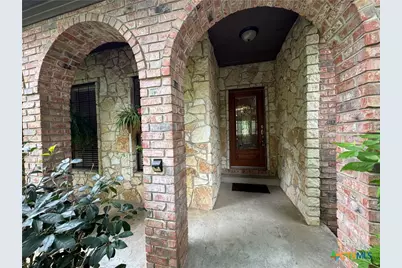 433 Las Brisas Boulevard, Seguin, TX 78155 - Photo 4