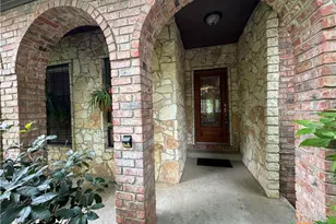 433 Las Brisas Blvd, Seguin, TX 78155 - Photo 4