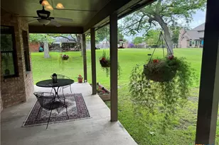 433 Las Brisas Blvd, Seguin, TX 78155 - Photo 32