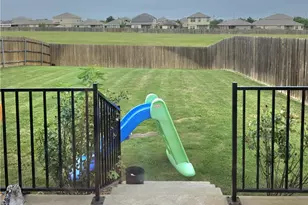 350 Bedford Falls Ln, Jarrell, TX 76537 - Photo 20