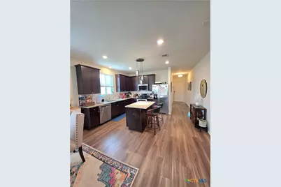350 Bedford Falls Lane, Jarrell, TX 76537 - Photo 4