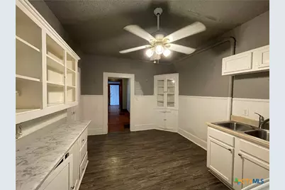 319 N 4th Street, Temple, TX 76501 - Photo 10
