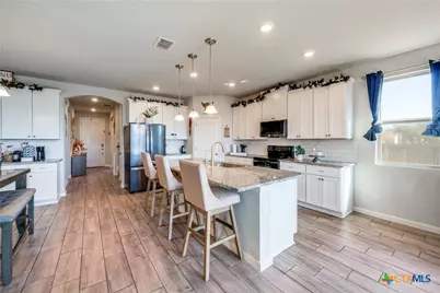1390 Rios Bend Drive, New Braunfels, TX 78130 - Photo 6