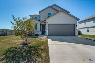 1390 Rios Bend Dr, New Braunfels, TX 78130 - Photo 2
