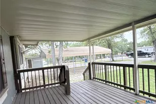 309 Hickory Run, La Vernia, TX 78121 - Photo 2