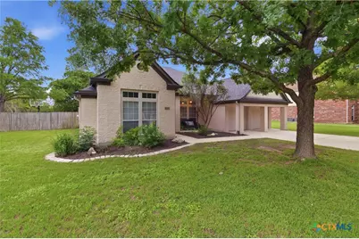 113 Las Brisas Boulevard, Seguin, TX 78155 - Photo 2