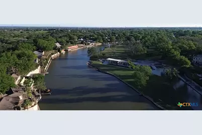 113 Las Brisas Boulevard, Seguin, TX 78155 - Photo 38