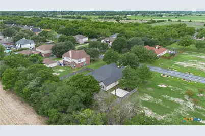 113 Las Brisas Boulevard, Seguin, TX 78155 - Photo 36
