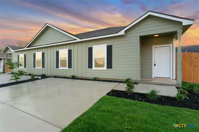 404 Trefger Street, Seguin, TX 78155 - Photo 2