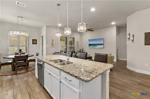 274 Sigel Ave, New Braunfels, TX 78132 - Photo 10
