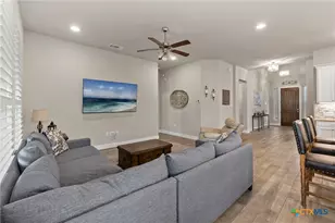 274 Sigel Ave, New Braunfels, TX 78132 - Photo 6