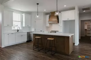 345 Honeycomb, Victoria, TX 77904 - Photo 2