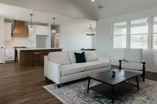 345 Honeycomb, Victoria, TX 77904 - Photo 8