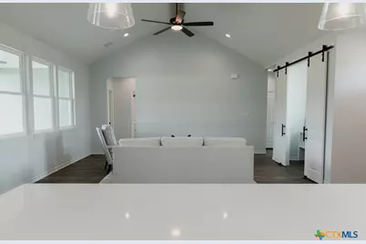 345 Honeycomb, Victoria, TX 77904 - Photo 14