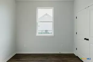 345 Honeycomb, Victoria, TX 77904 - Photo 28