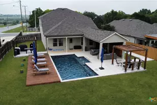 1906 Reserve Wy, New Braunfels, TX 78130 - Photo 36