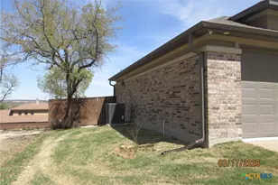 1018 Bald Eagle Dr, Nolanville, TX 76559 - Photo 2
