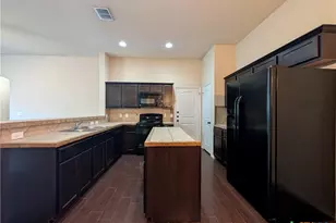 660 Creekside Cir, New Braunfels, TX 78130 - Photo 12