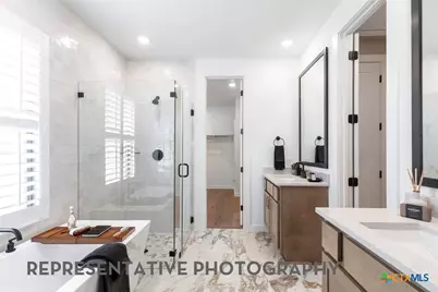 9112 Golden Lion Drive, Austin, TX 78744 - Photo 16