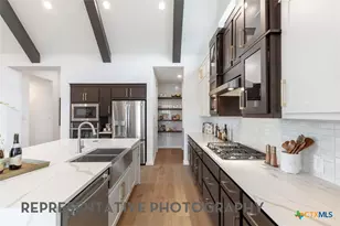 9116 Golden Lion Dr, Austin, TX 78744 - Photo 8