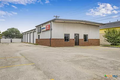 4005 N Navarro Street, Victoria, TX 77901 - Photo 1