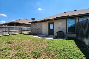 1143 Creekside Orchard, New Braunfels, TX 78130 - Photo 20