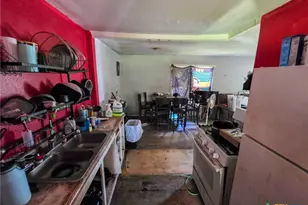 2909 Meadowlane St, Victoria, TX 77901 - Photo 6