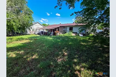 2909 Meadowlane Street, Victoria, TX 77901 - Photo 12