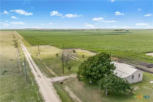 334 Ripple Rd, Victoria, TX 77905 - Photo 2